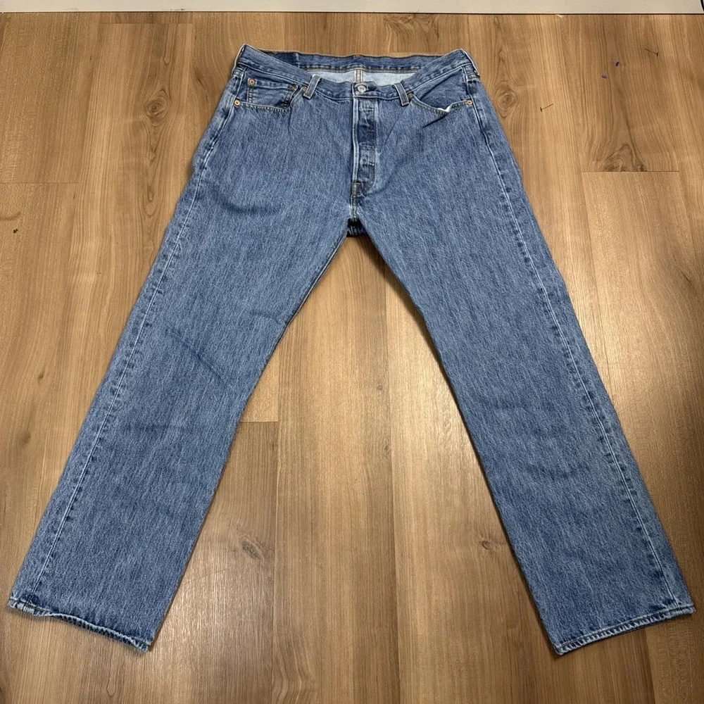 Levi Strauss 501 Jeans Mens 36x30 Button Fly Dark‎ Wash Denim